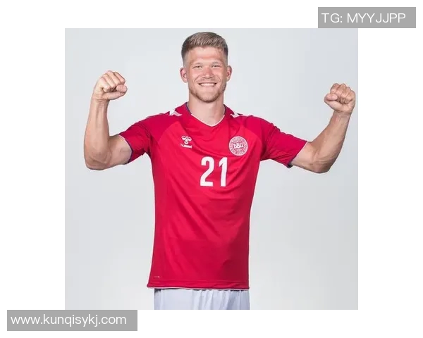 丹麦足球明星球员的辉煌历程与成就解析 丹麦足球明星球员的辉煌历程与成就解析