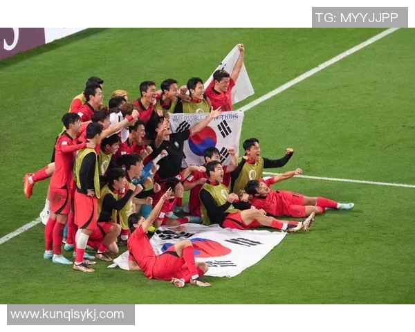 广州羽毛球队在世界杯中的团队协作表现分析与启示 广州羽毛球队在世界杯中的团队协作表现分析与启示