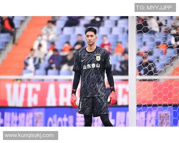 最新足球个人能力排行榜揭晓上海足球队球员表现抢眼位居前列 最新足球个人能力排行榜揭晓上海足球队球员表现抢眼位居前列