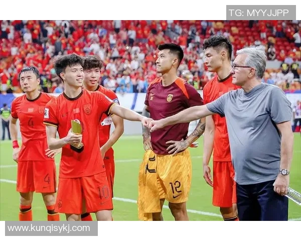 新生代足球明星崭露头角引发全球关注与期待 新生代足球明星崭露头角引发全球关注与期待