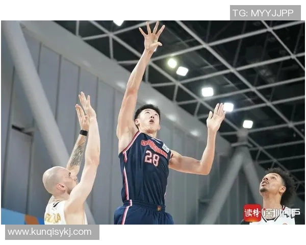 赛后分析深圳篮球队与广州篮球队的战术意识与表现对比 赛后分析深圳篮球队与广州篮球队的战术意识与表现对比