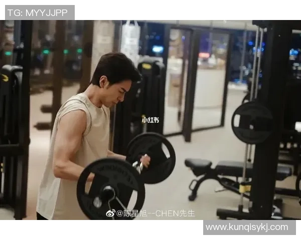 通过腹肌线条识别足球明星的趣味挑战与健身秘诀分享